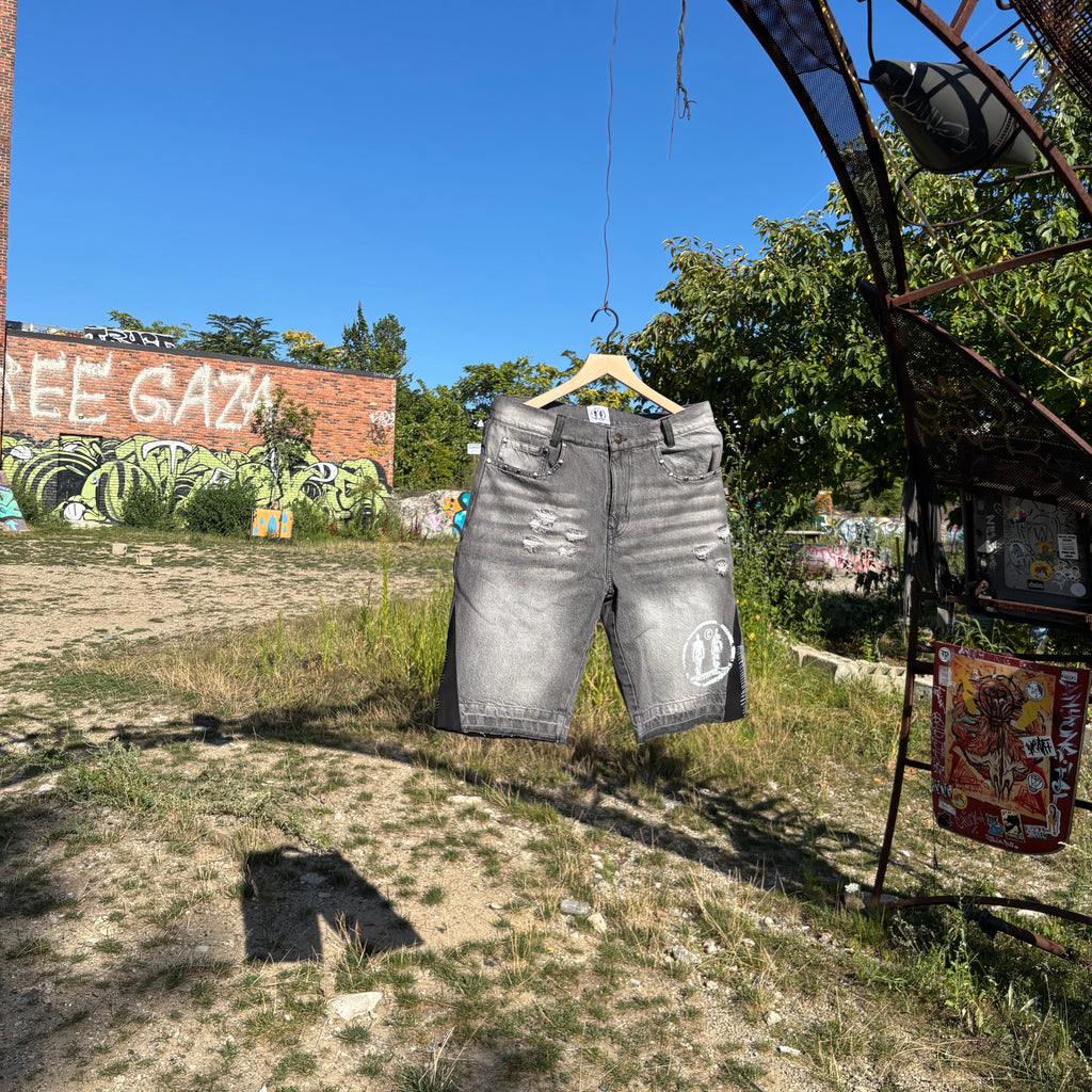 Light washed Raider Denim Jean Shorts