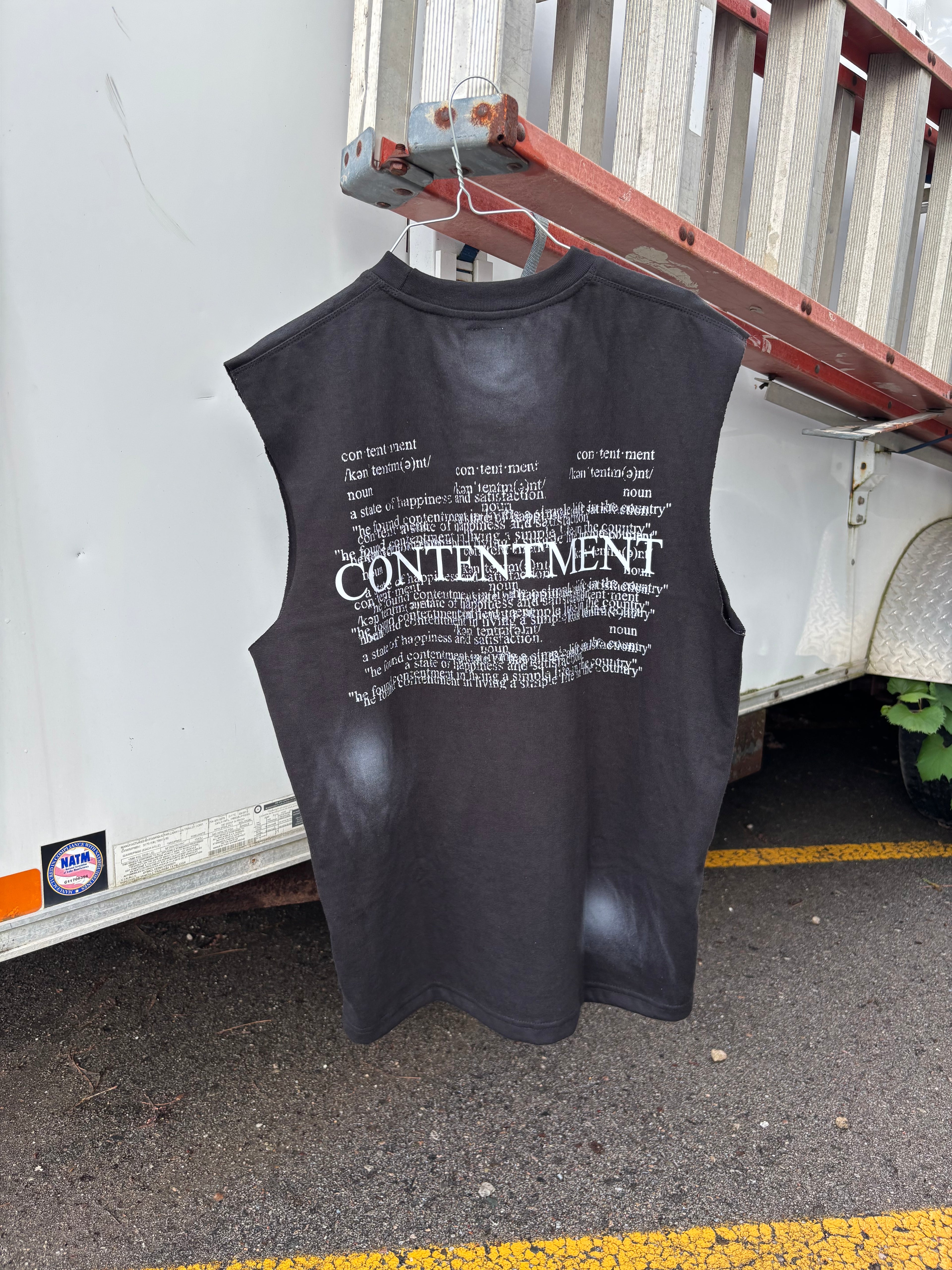 Dream Black cutoff T-shirt
