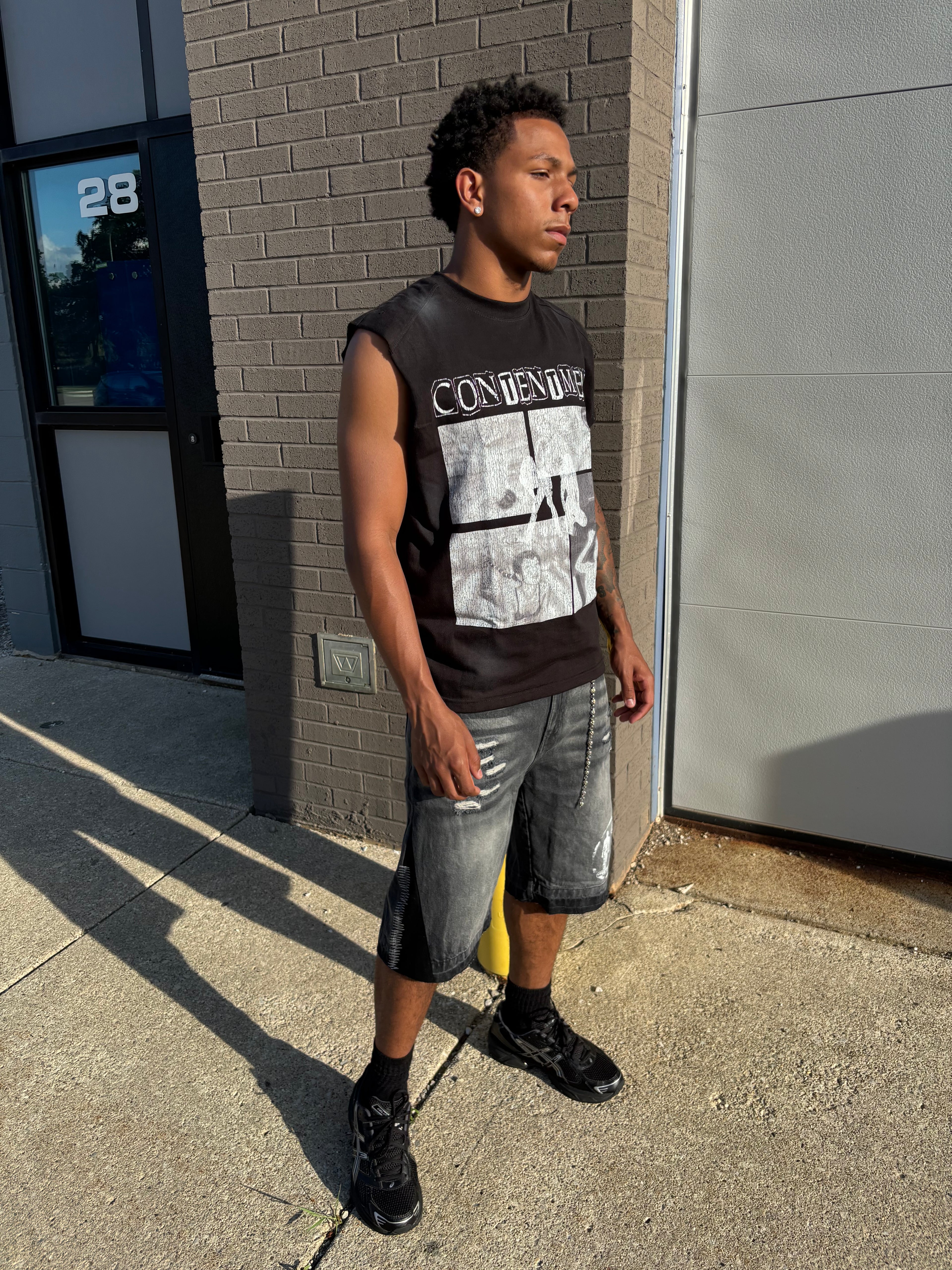 Dream Black cutoff T-shirt