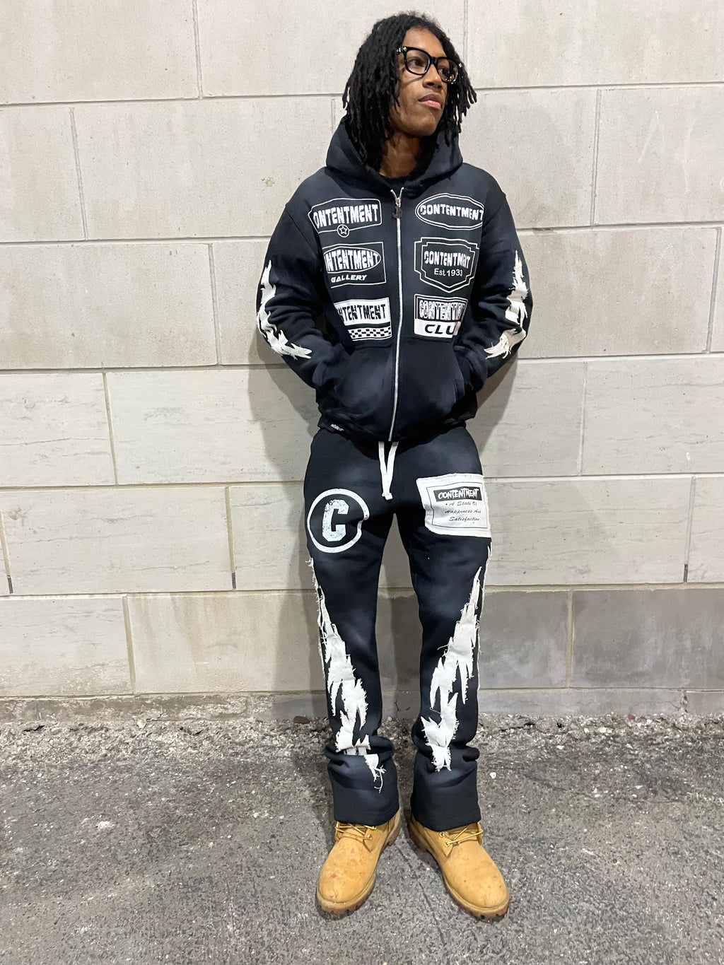 CTM Black Flared sweatpants.
