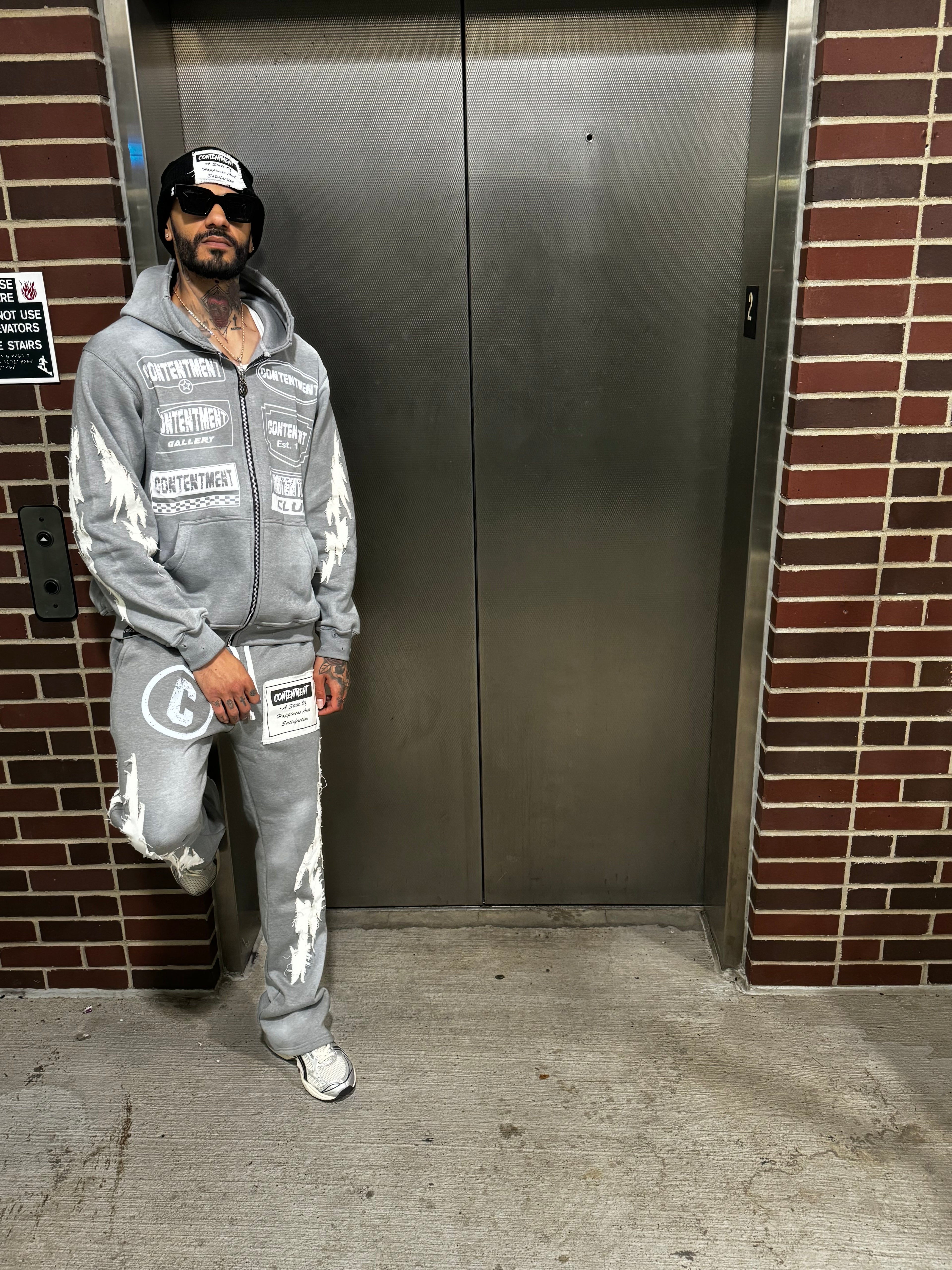 CTM Grey Flared sweatpants